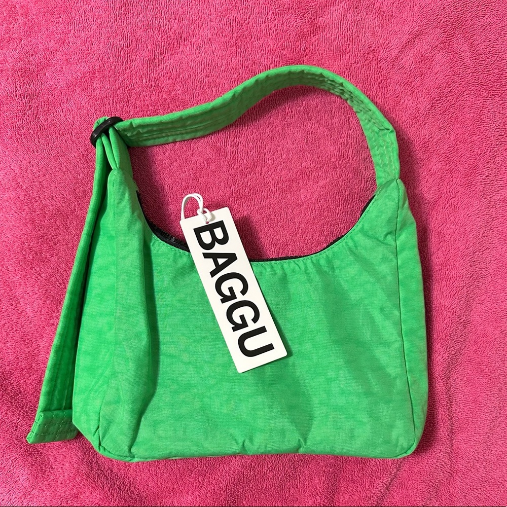 BAGGU Mini Nylon Shoulder Bag